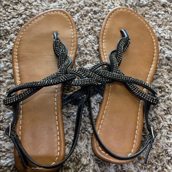 G by guess women’s sandals flip flops - Picture 3 of 4